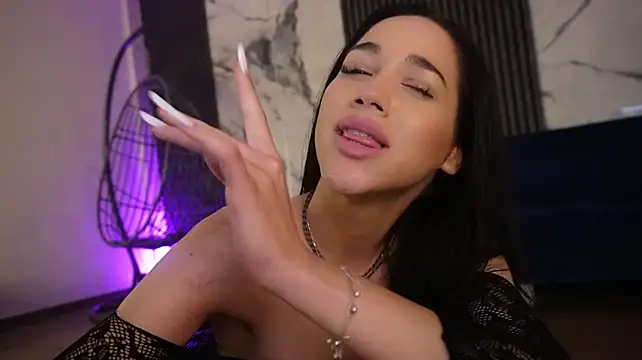 Živý XXX chat MiaVelvety
