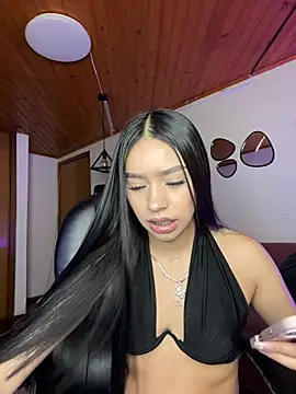 Czat XXX na żywo – Karina_pink19