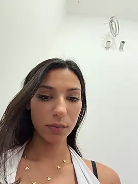 -_MiaQueen_- Adlı Modelin Web Kamerası Şovu