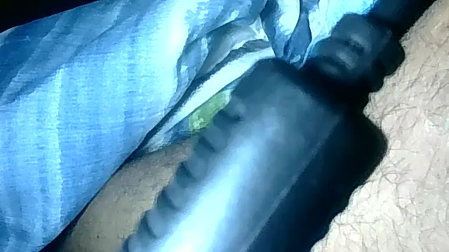 XXX chat uživo modela NuttyProfesir