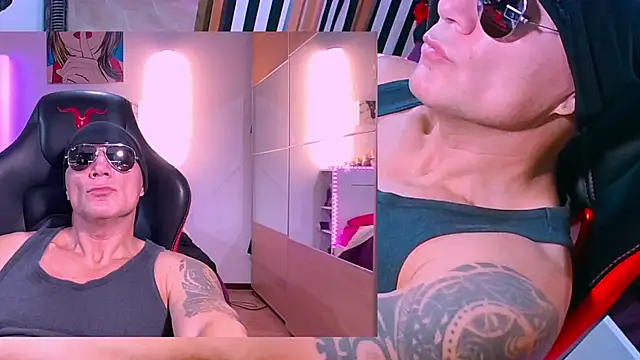 Chat +18 de MattSteelX ao vivo