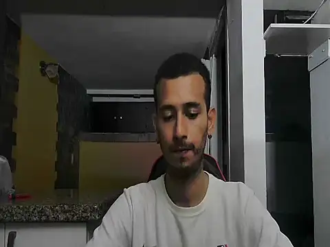 talktome4's Live XXX Chat