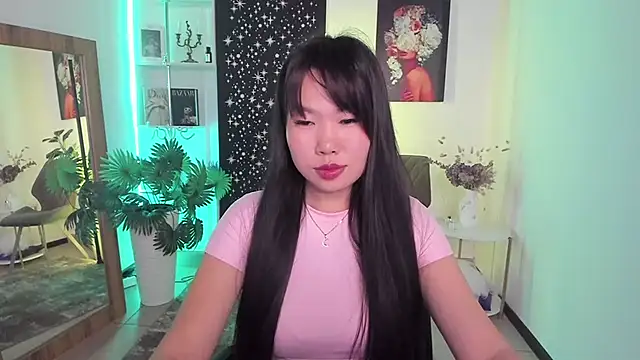 LunaPurrr Adlı Modelin Canlı XXX Sohbeti