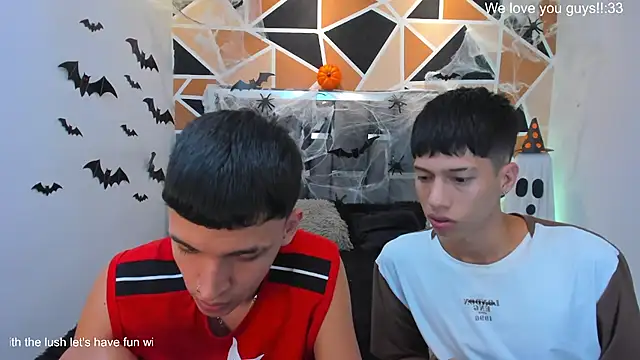 Juan_Nd_Steven's Live XXX Chat