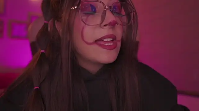 Czat XXX na żywo – milly_kenner