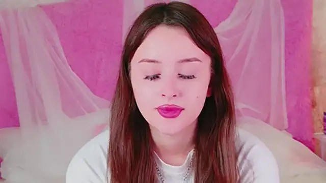 دردشة EveKiki الجنسية المباشرة
