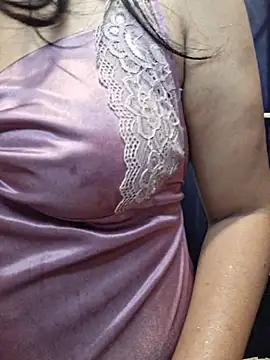 Chat XXX en directo de Nisha027