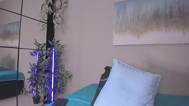 GabbyL0u Adlı Modelin Canlı XXX Sohbeti