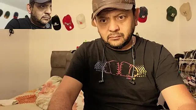 tomtime1 live XXX chat