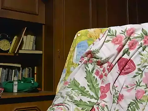 1973teacher Adlı Modelin Canlı XXX Sohbeti
