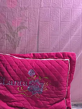 XXX chat uživo modela juicy-milu