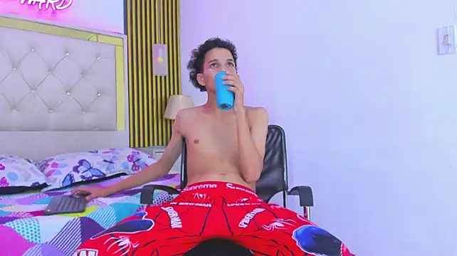 JustinSecret – Naživo XXX chat