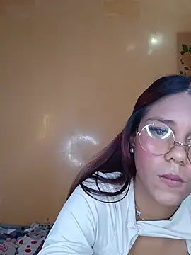 Chatroom XXX en direct de Playful_Klohe