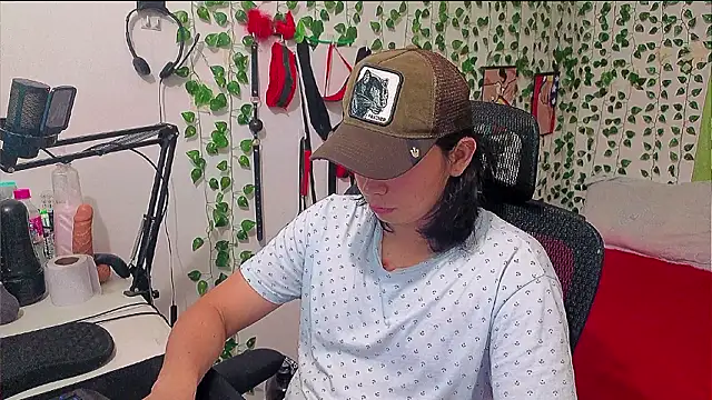 Онлайн чат XXX Andy_gray