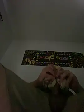 GusanoDelicioso 现场XXX聊天