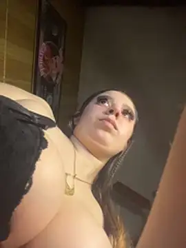 دردشة ChloeParis8 الجنسية المباشرة