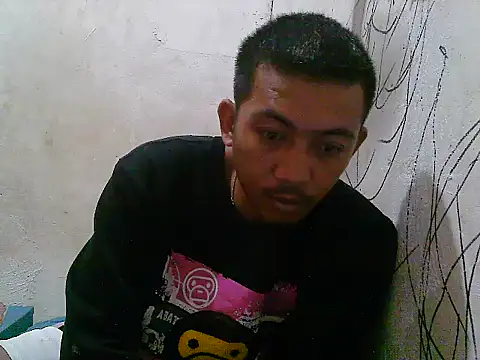 bigbitejr03 Live XXX-chat