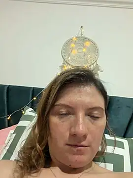 Cherryxx XXX чат на живо