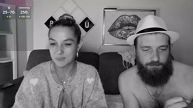 BellaXundXUwe's Live XXX Chat