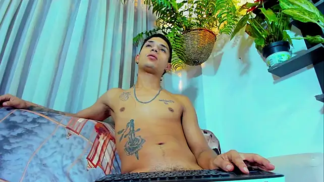 Boy_Leon_X's Live XXX Chat
