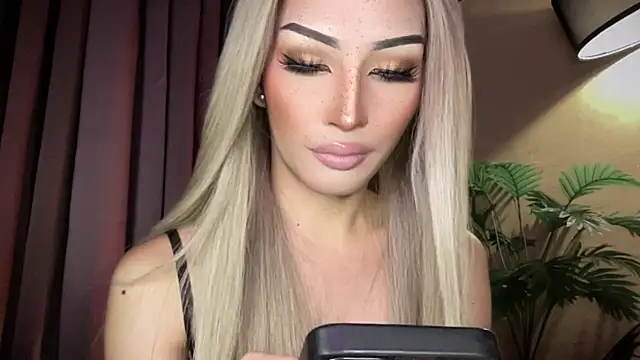 Alicegreenexx's Live XXX Chat