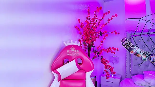 Lia_adamsss Chat XXX in diretta