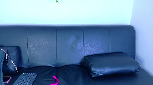 Czat XXX na żywo – AhslyEvans__