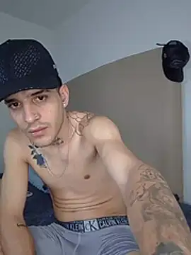 Chat +18 de max_millerr ao vivo