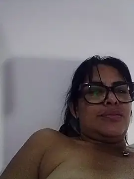 Xoticxenax Chat XXX in diretta
