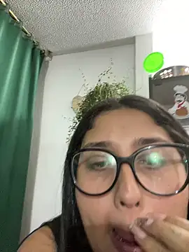 croftsmila's Live XXX Chat