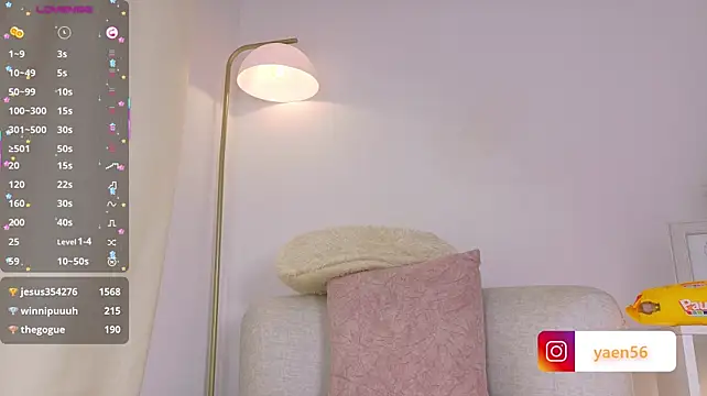 XXX chat uživo modela Liah__19