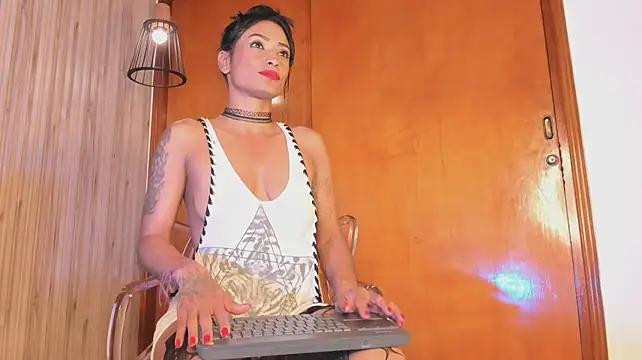 Czat XXX na żywo – AshleyBelth_