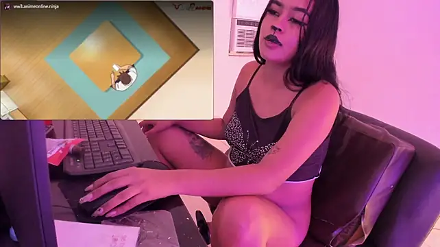 Chat +18 de Nika_quin ao vivo