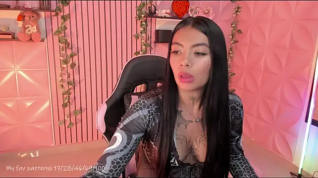 NattGomez Chat XXX in diretta