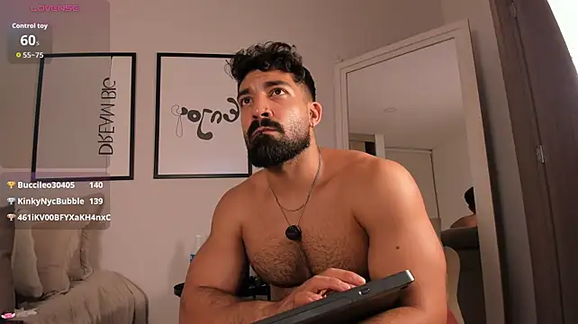 Онлайн чат XXX Max_strong01