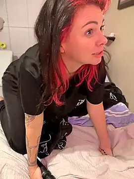 MarlaFknSinger Live XXX Chat