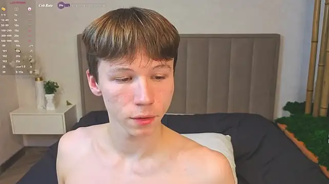 Chatroom XXX en direct de cuMte_boy