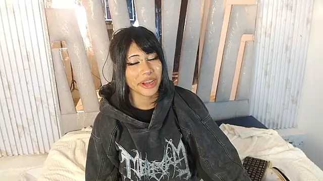 Czat XXX na żywo – yiyi_cs
