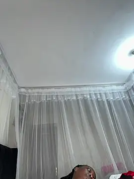 Chatroom XXX en direct de Barbecue_Sauce