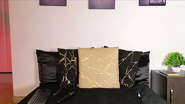 alex_noa's Live XXX Chat