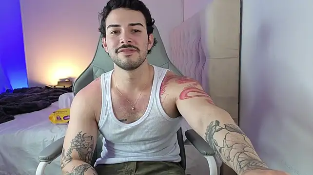 zyann__ – Naživo XXX chat