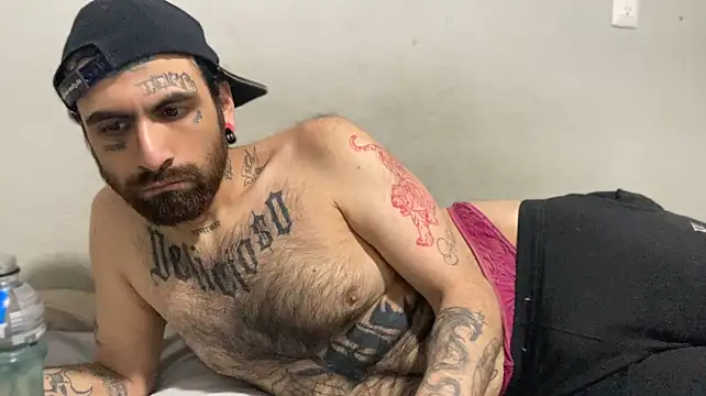 delidemente333 Chat XXX in diretta