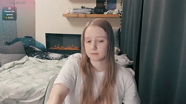 Alyaley Live XXX-Chat
