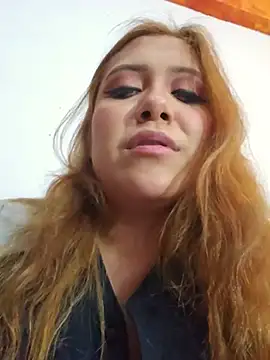 -TheCatCrazy-'s Live XXX Chat