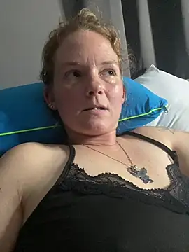 kaylababyluv Adlı Modelin Canlı XXX Sohbeti