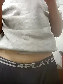 ColouredPapi Adlı Modelin Canlı XXX Sohbeti