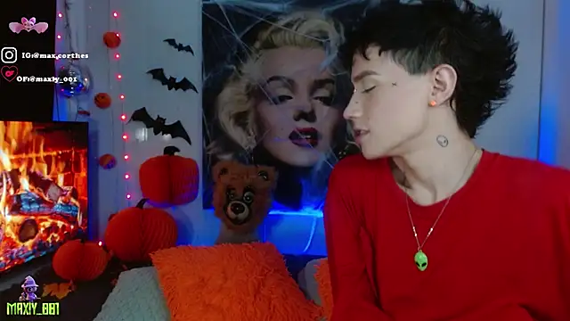 maxiy_001's Live XXX Chat
