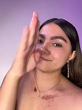 XXX chat uživo modela Juli_saenz_