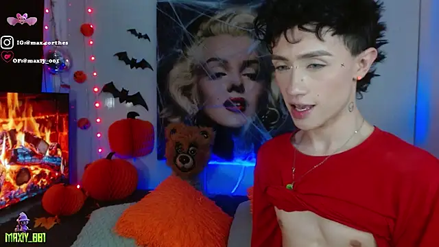 maxiy_001's Live XXX Chat