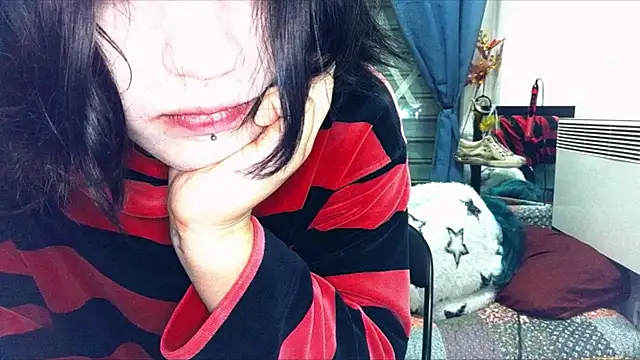 sademobeer Chat XXX in diretta